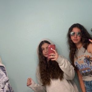 Meet your Posher, Kara